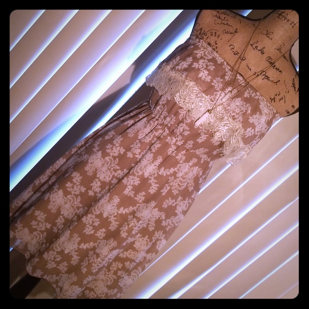 Flower lace trim sun dress